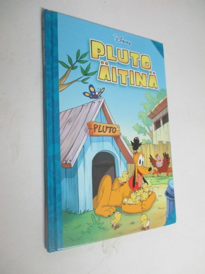 PLUTO ÄITINÄ - lasten oma kirjakerho  ( kirja v 2005