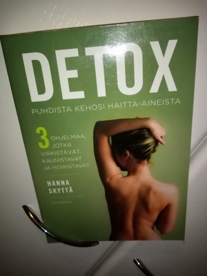 SKYTTÄ : DETOX
