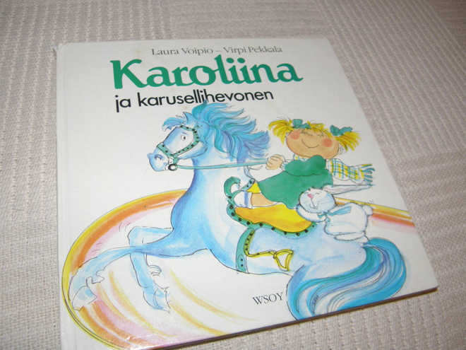 Voipio - Pekkala Karoliina ja karusellihevonen