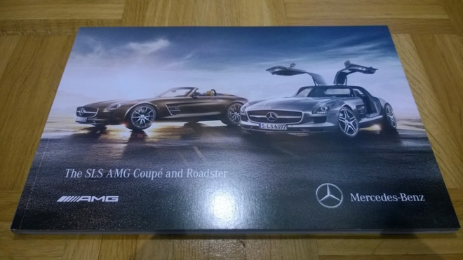 Esite Mercedes SLS AMG Coupe & Roadster, 2011