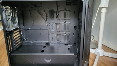 Myydään platinum 1000w modulaarinen virtalähde ja kotelo