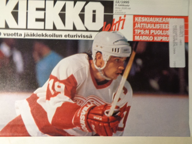 Kiekkolehti Nro 12/1995 (9.12)