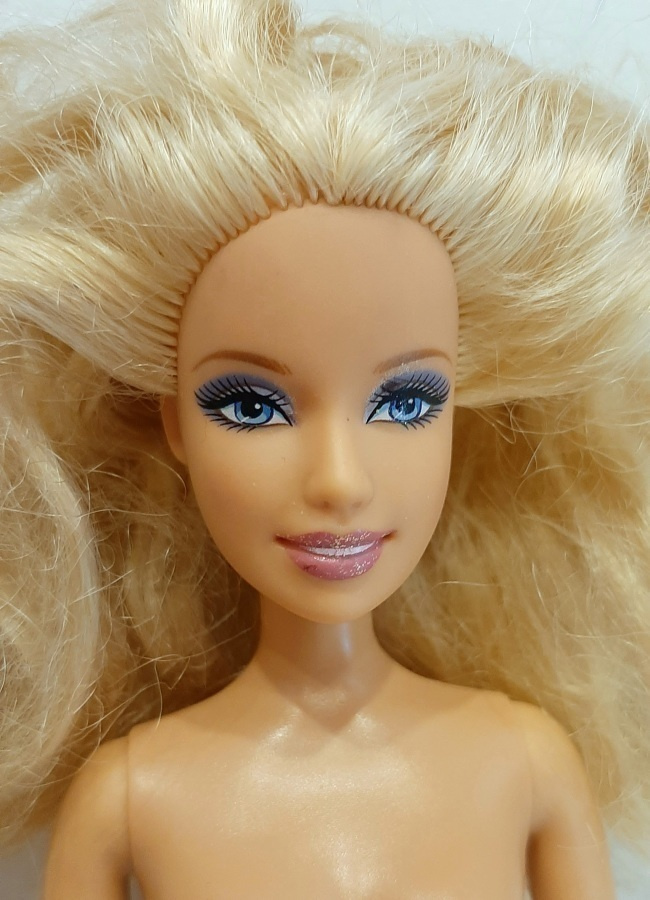Barbie nukke 2006