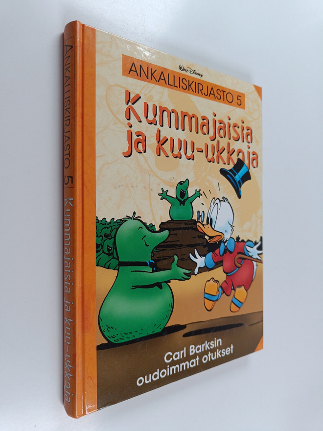 Walt Disney ym. : Kummajaisia ja kuu-ukkoja