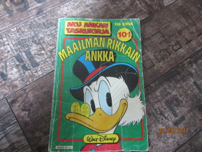 Aku Ankan taskukirja 101 - Maailman rikkain ankka (1.Painos)