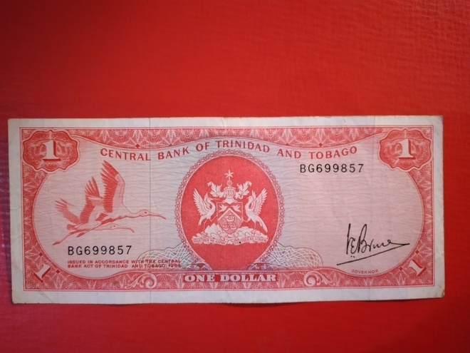 TRINIDAD AND TOBACO 1 DOLLAR 1964 KL4 (K15-S92)