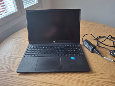 HP 15,6 kannettava, käyttämätön
