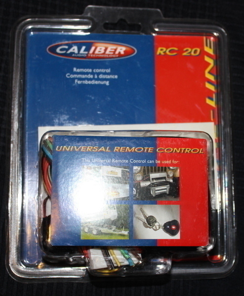 Caliber RC20 ajoneuvon yleiskauko-ohjain - UUSI