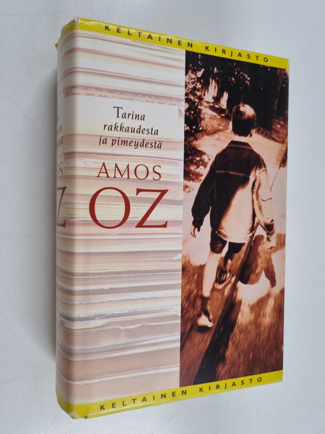 Amos Oz : Tarina rakkaudesta ja pimeydestä