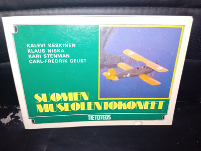 Keskinen, Stenman, Niska SUOMEN MUSEOLENTOKONEET (Sis.pk)