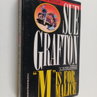 Sue Grafton : "M" is for Malice - pikkukuva 1