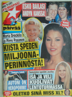 7 päivää Nro 21/2002 (9.9)