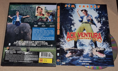 DVD Ace Ventura luonto kutsuu. Warner Snapper