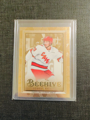 Sebastian Aho - 24-25 BeeHive Gold