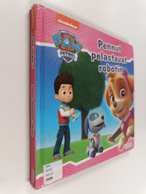 Pennut pelastavat robotin