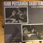 Kari Peitsamo skootteri plays wigwam LP - pikkukuva 1