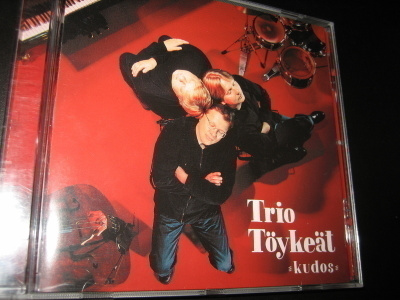 Trio Töykeät - Kudos