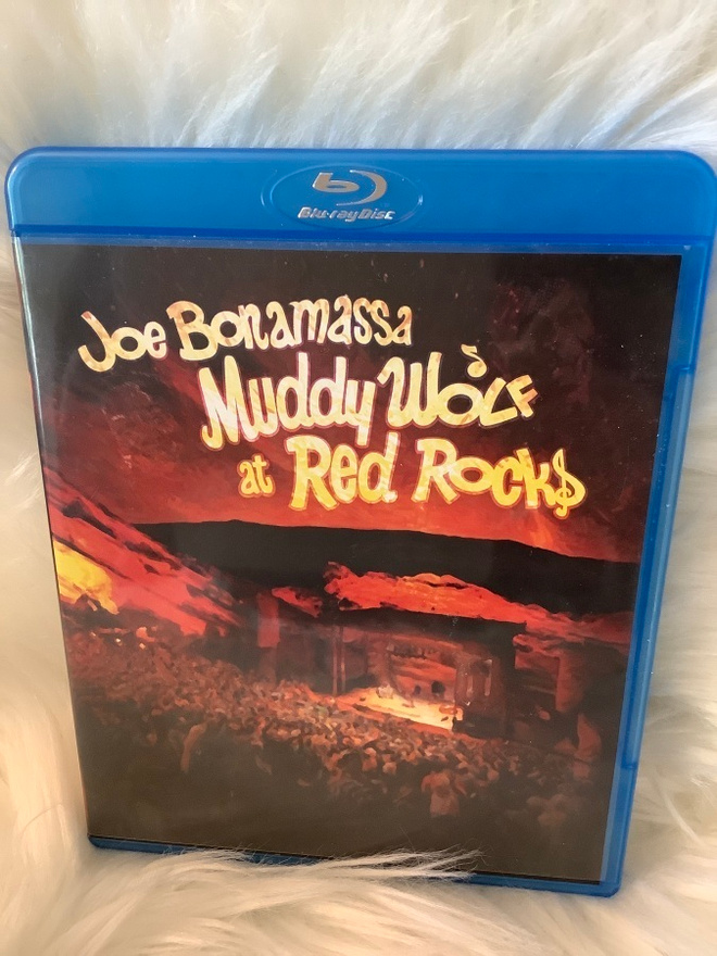 JOE BONAMASSA:MUDDY WOLF AT RED ROCKS   (BLU-RAY)
