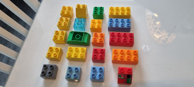 20 kpl DUBLO LEGOJA