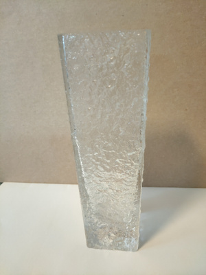 Maljakko Linearia
