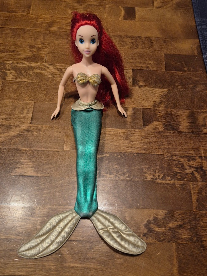 Disney Pieni Merenneito Ariel nukke  (#3280)