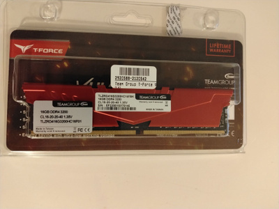TeamGroup T-Force Vulcan Z 16GB DDR4 3200Mhz muistikampa