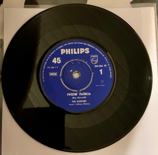 THE CLIFTERS: Twistin’ Patricia * Perfidia * FIN 1962