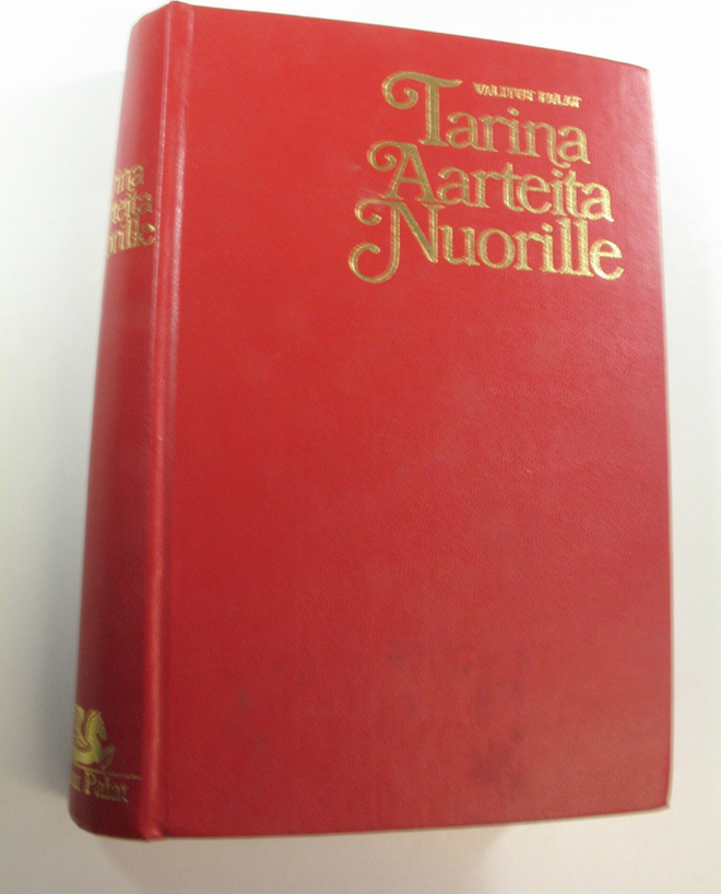 Tarina-aarteita nuorille
