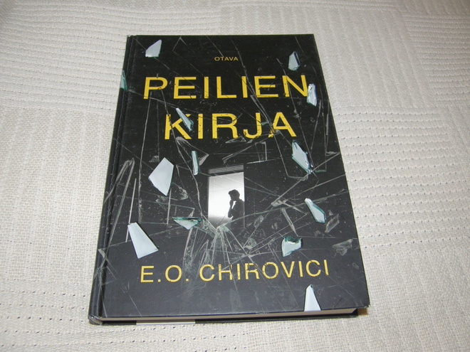 E. O. Chirovici Peilien kirja -sid