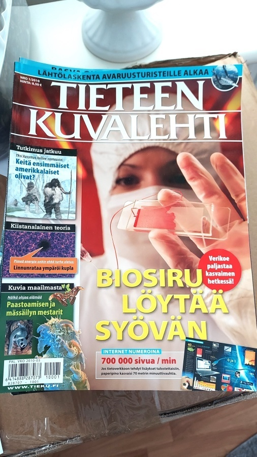 TIETEEN KUVALEHTI VUOSIKERTA 2010