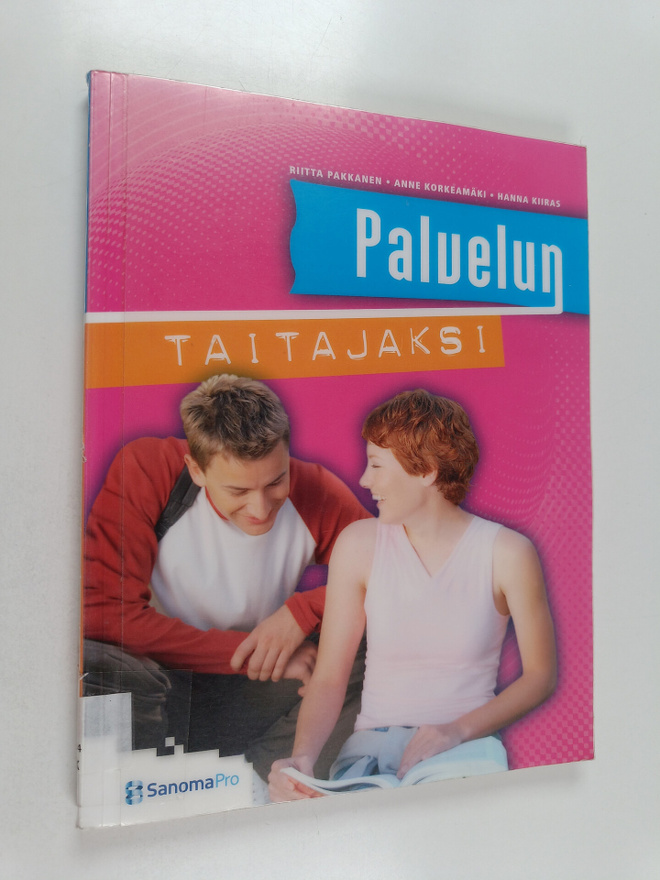 Riitta Pakkanen : Palvelun taitajaksi