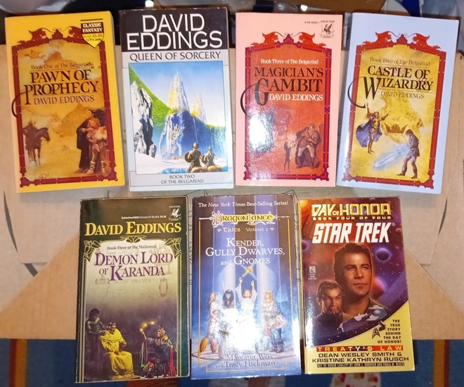 David Eddings ym pokkari englannin kielinen valitse