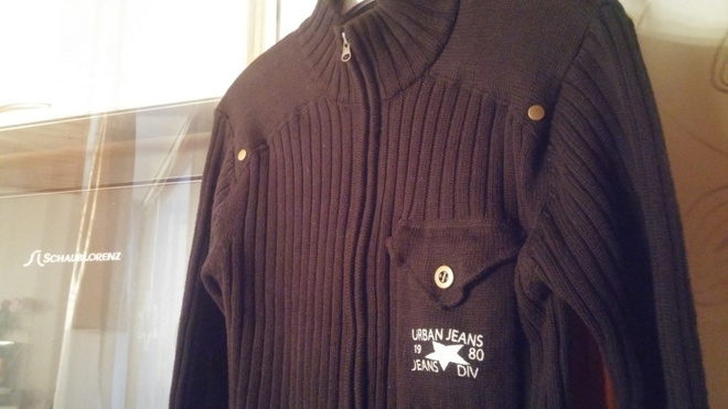 Villakangastakki Urban Jeans S-koko musta.