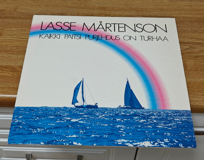 Lasse Mårtenson Kaikki paitsi purjehdus on turhaa LP