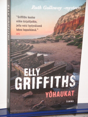 Elly Griffiths : YÖHAUKAT