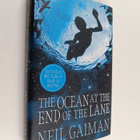Neil Gaiman : The ocean at the end of the lane - pikkukuva 1