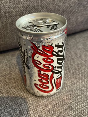 Avaamaton Coca-Cola Light -minitölkki 150ml (v. 2003)