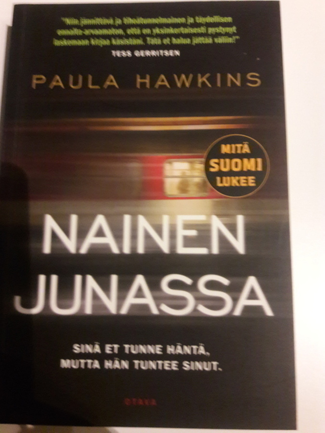 Paula Hawkins : Nainen junassa