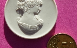 Posliini medaljonki halk. 42mm aito MEISSEN SAKSA