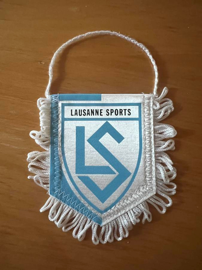 Lausanne Sports -viiri