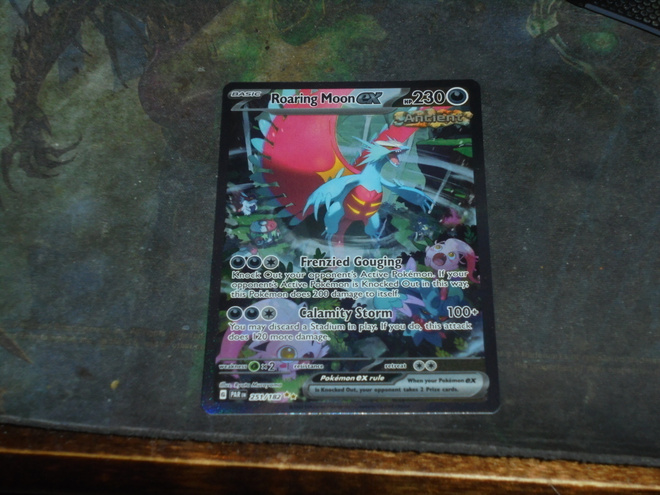 Pokemon keräilykortti Roaring Moon EX, HP 230