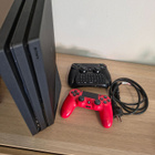 PS4 Pro + 2kpl Dualshock 4 ohjaimia - pikkukuva 1