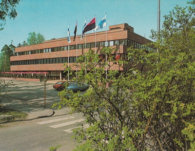 Helsinki Karjalatalo  väri   p213