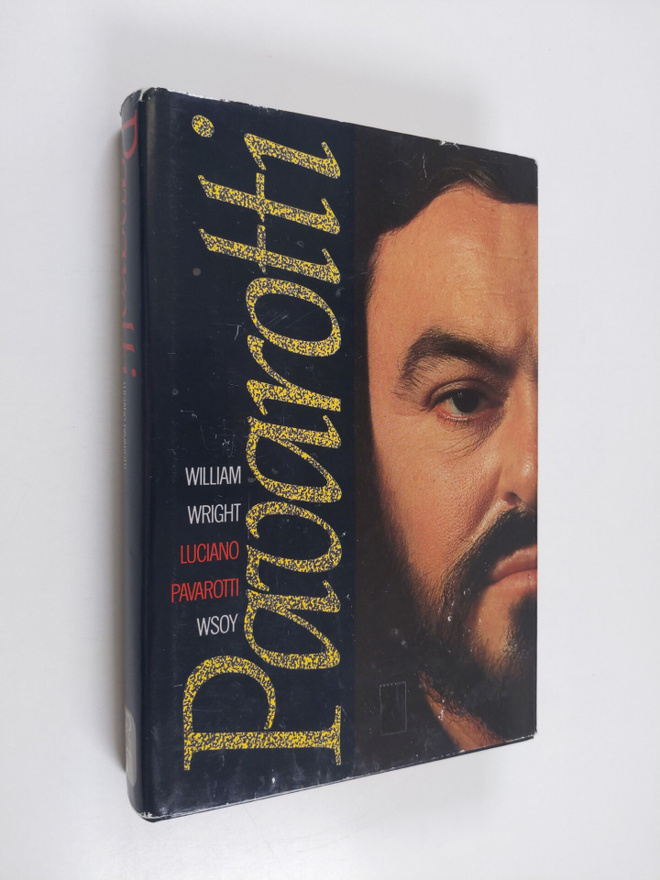 Luciano Pavarotti : Pavarotti