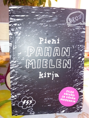 Pieni pahan mielen kirja ( SIS POSTIKULU  )