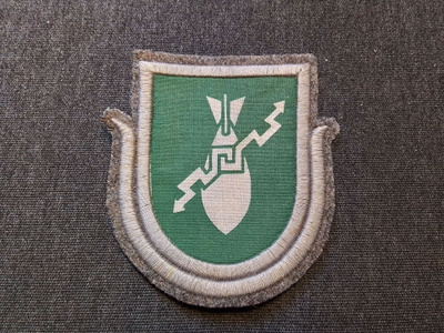 Koulutushaaramerkki huopakangasta