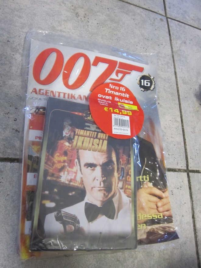 007 : Timantit Ovat Ikuisia +-LEHTI ,DVD ( AVAAMATON )