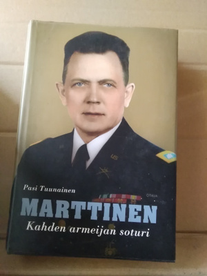 Pasi Tuunainen: Marttinen -kahden armeijan soturi-