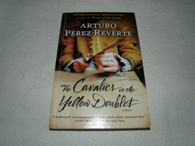Pérez-Reverte The Cavalier in the Yellow Doublet  -nid