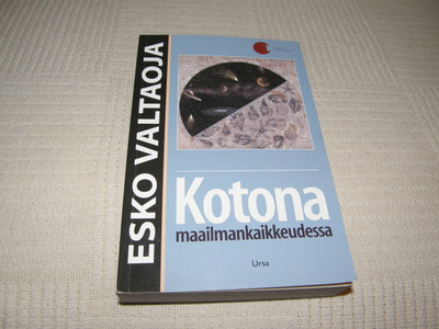 Esko Valtaoja Kotona maailmankaikkeudessa  -nid